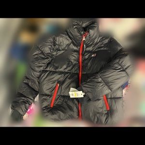 *Worn* Mens Tommy Hilfiger Puffer Jacket sz Medium *No tags